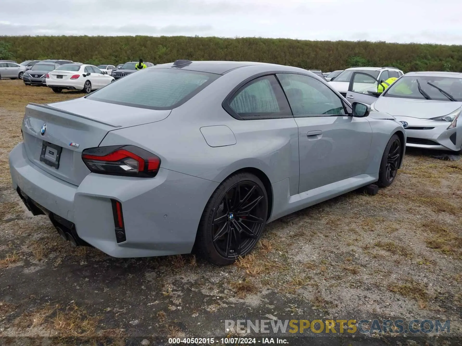4 Photograph of a damaged car 3MF13DM00R8E20435 BMW M2 2024