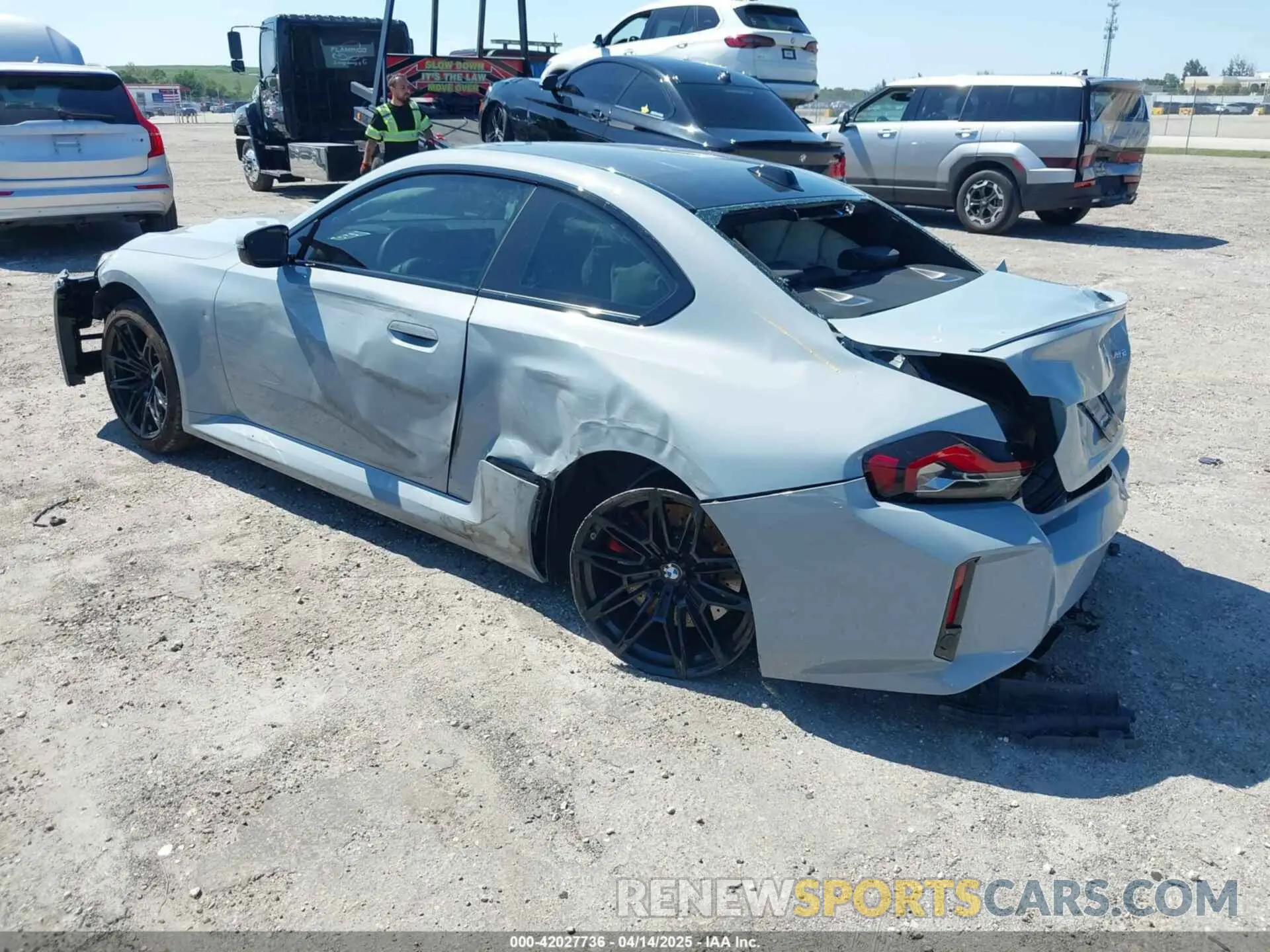 3 Photograph of a damaged car 3MF13DM04R8E69489 BMW M2 2024