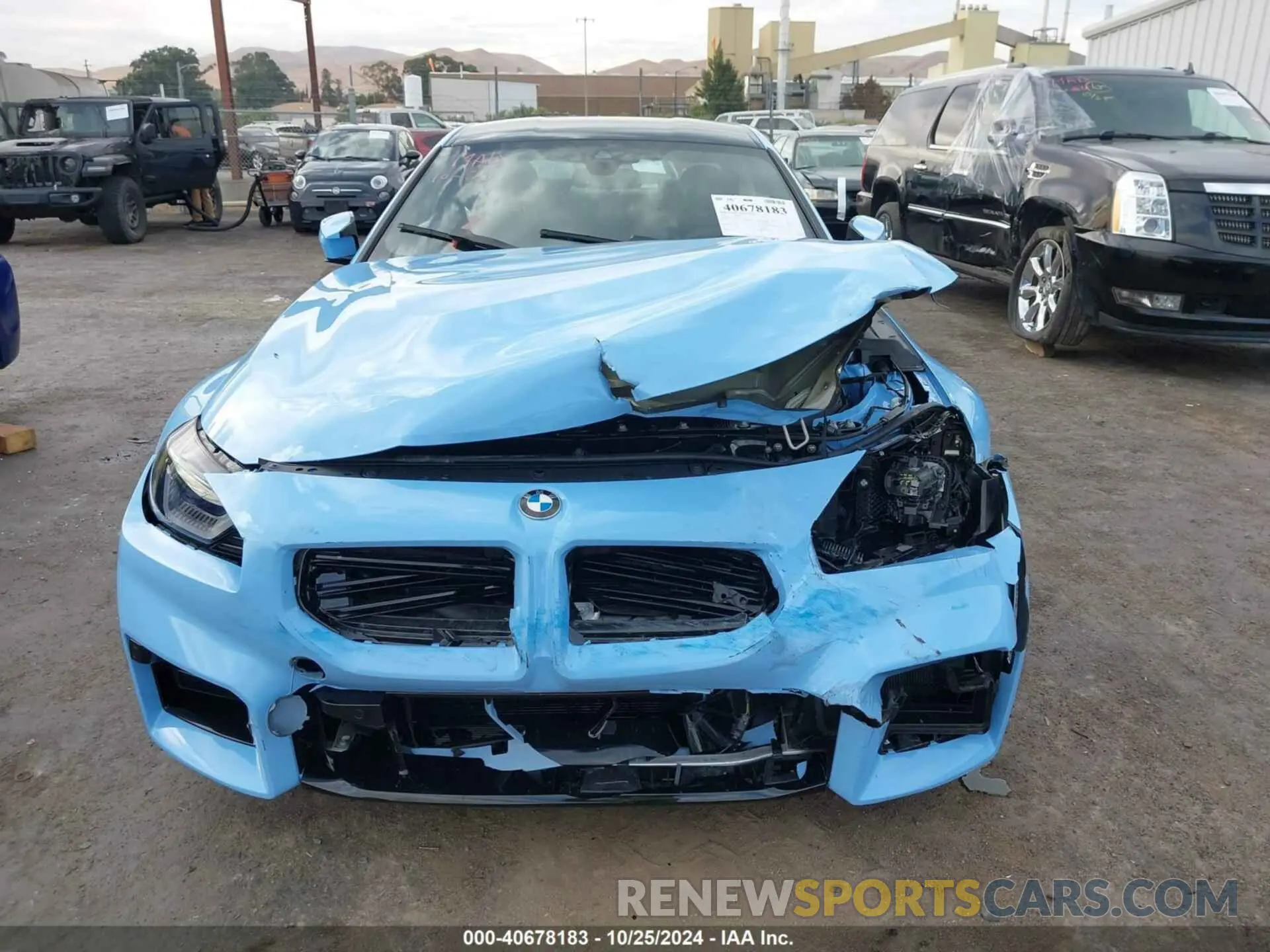 12 Photograph of a damaged car 3MF13DM05R8D81986 BMW M2 2024