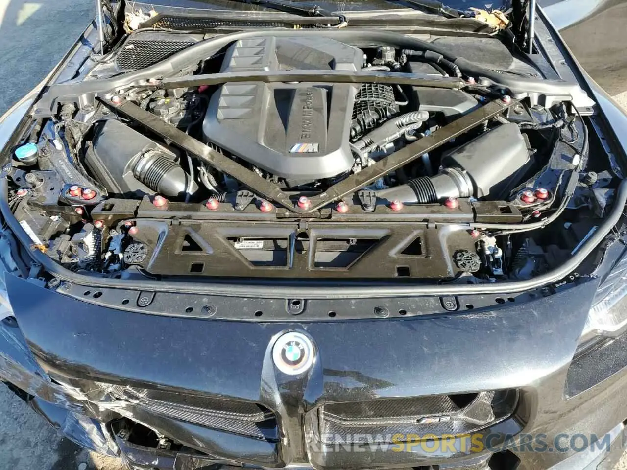 11 Photograph of a damaged car 3MF13DM05R8E10516 BMW M2 2024