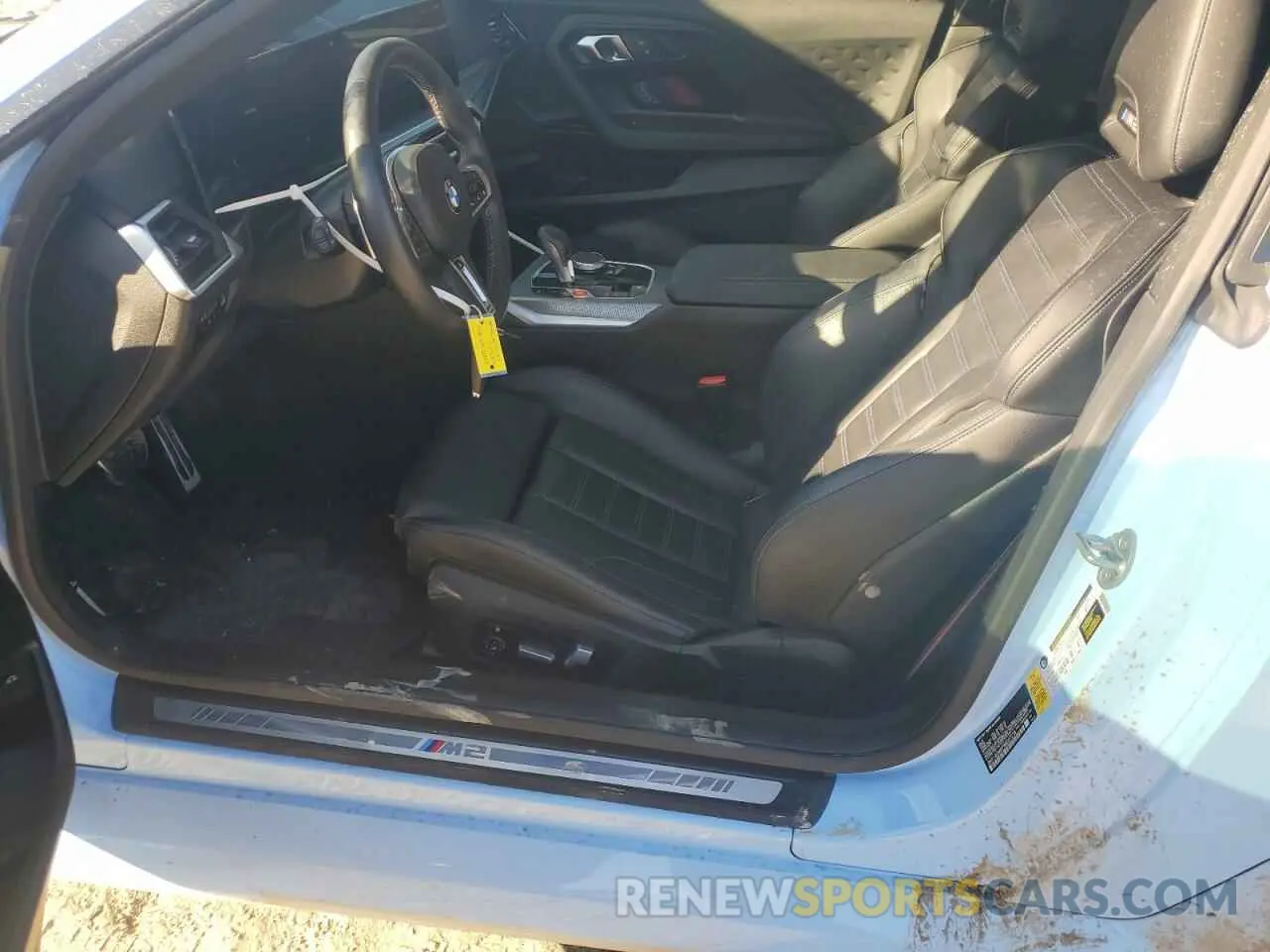 7 Photograph of a damaged car 3MF13DM07R8D97218 BMW M2 2024