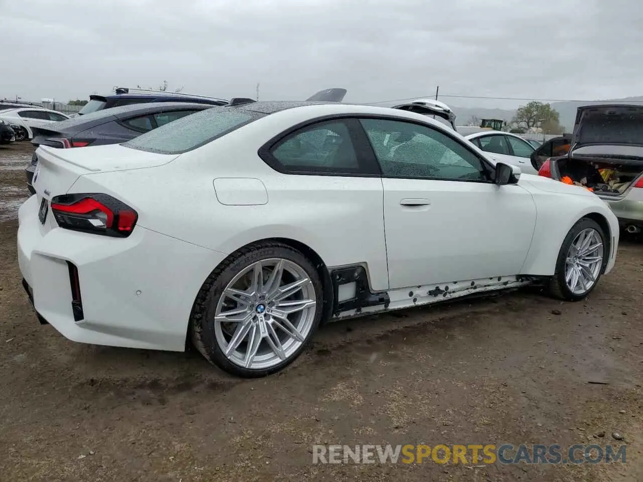 3 Photograph of a damaged car 3MF13DM08R8E53568 BMW M2 2024
