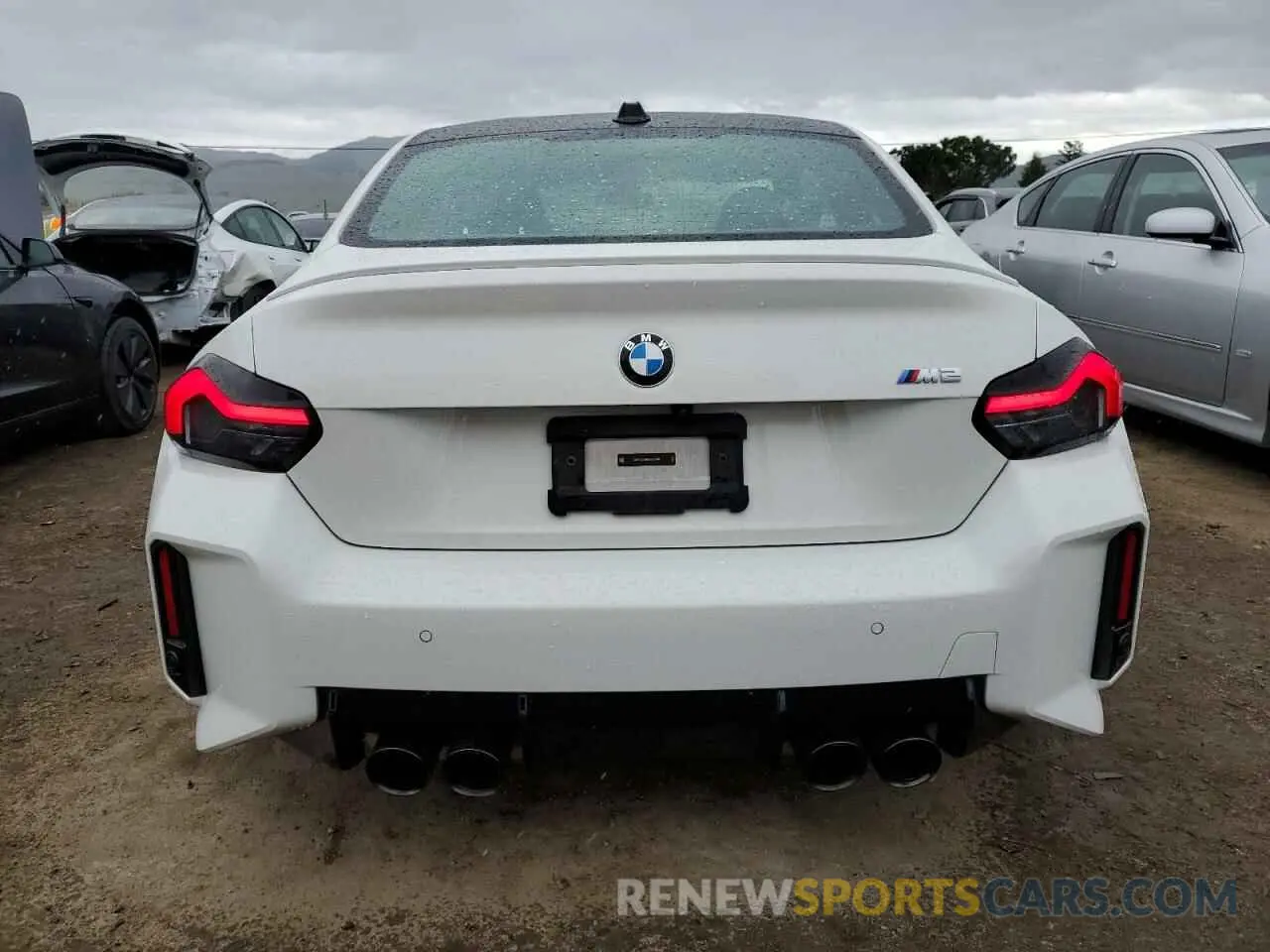 6 Photograph of a damaged car 3MF13DM08R8E53568 BMW M2 2024