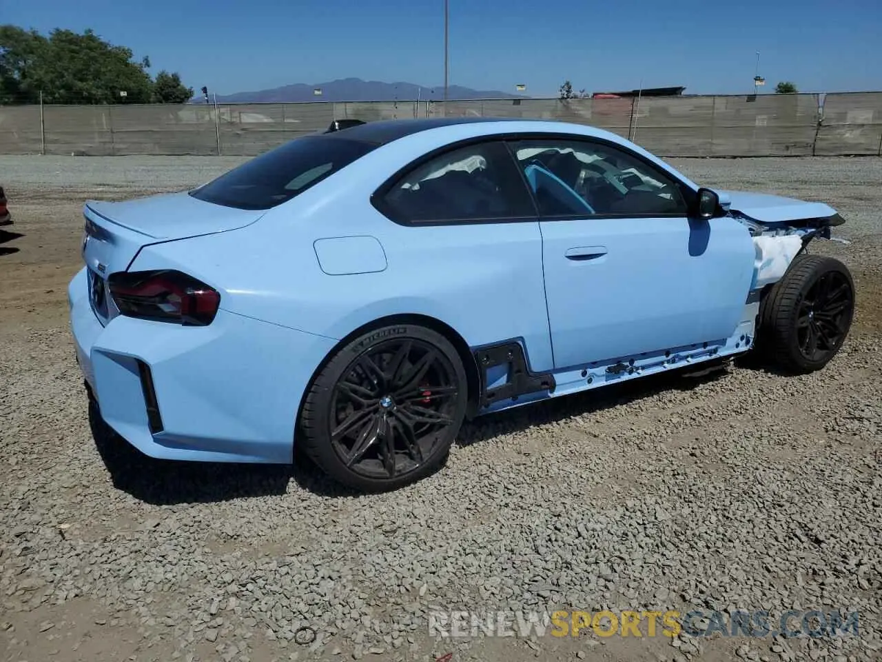 3 Photograph of a damaged car 3MF13DM08R8E56146 BMW M2 2024