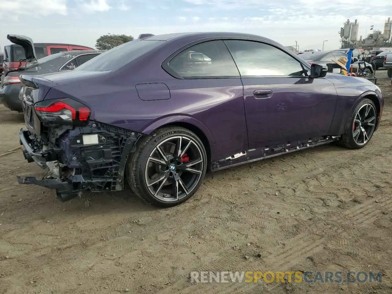 3 Photograph of a damaged car 3MW53CM02R8E78798 BMW M2 2024