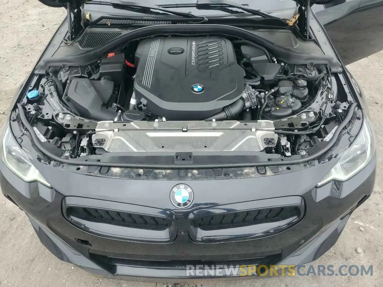 11 Photograph of a damaged car 3MW53CM06R8E54505 BMW M2 2024