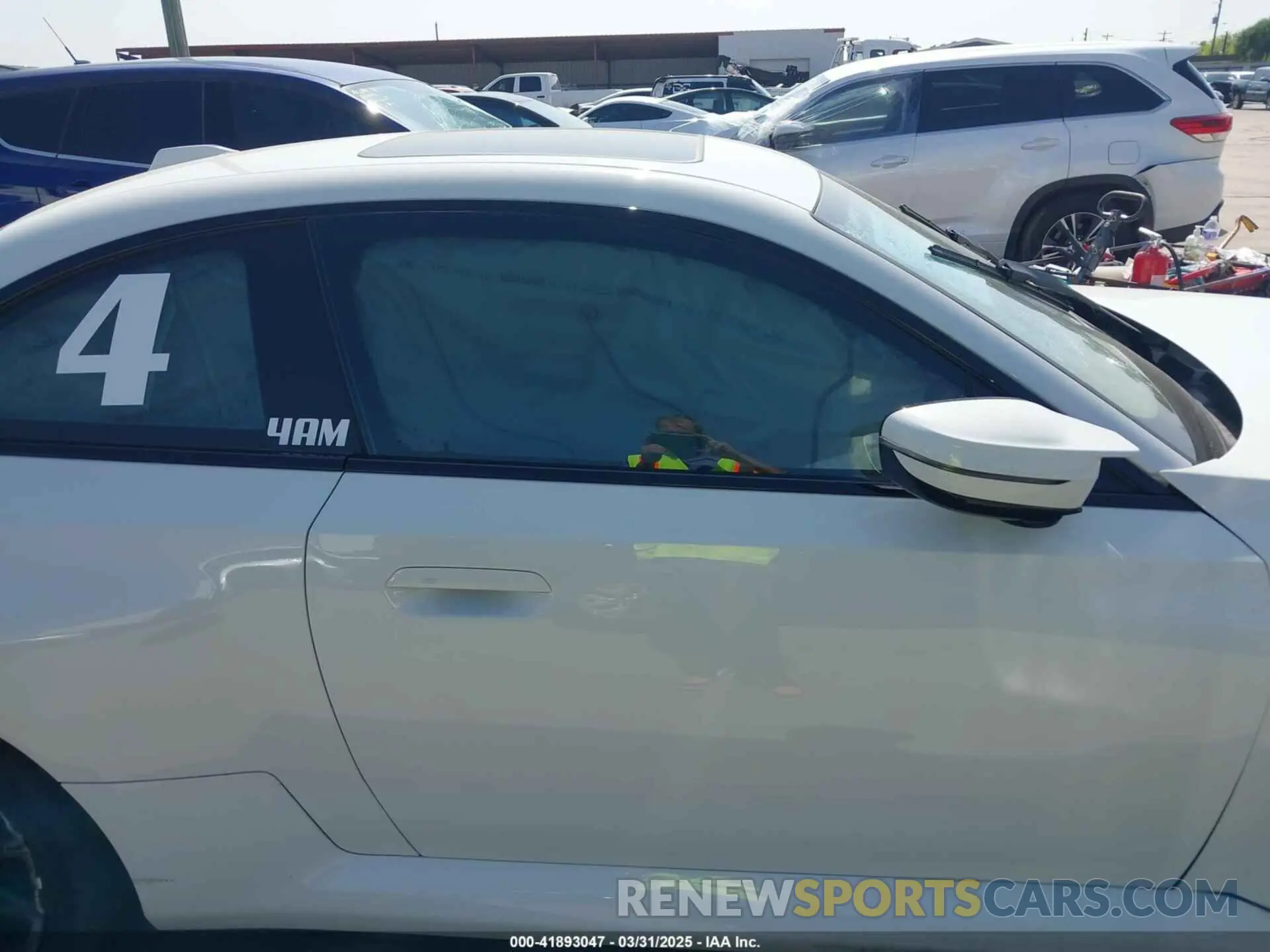 13 Photograph of a damaged car 3MF23DM07S8F12488 BMW M2 2025