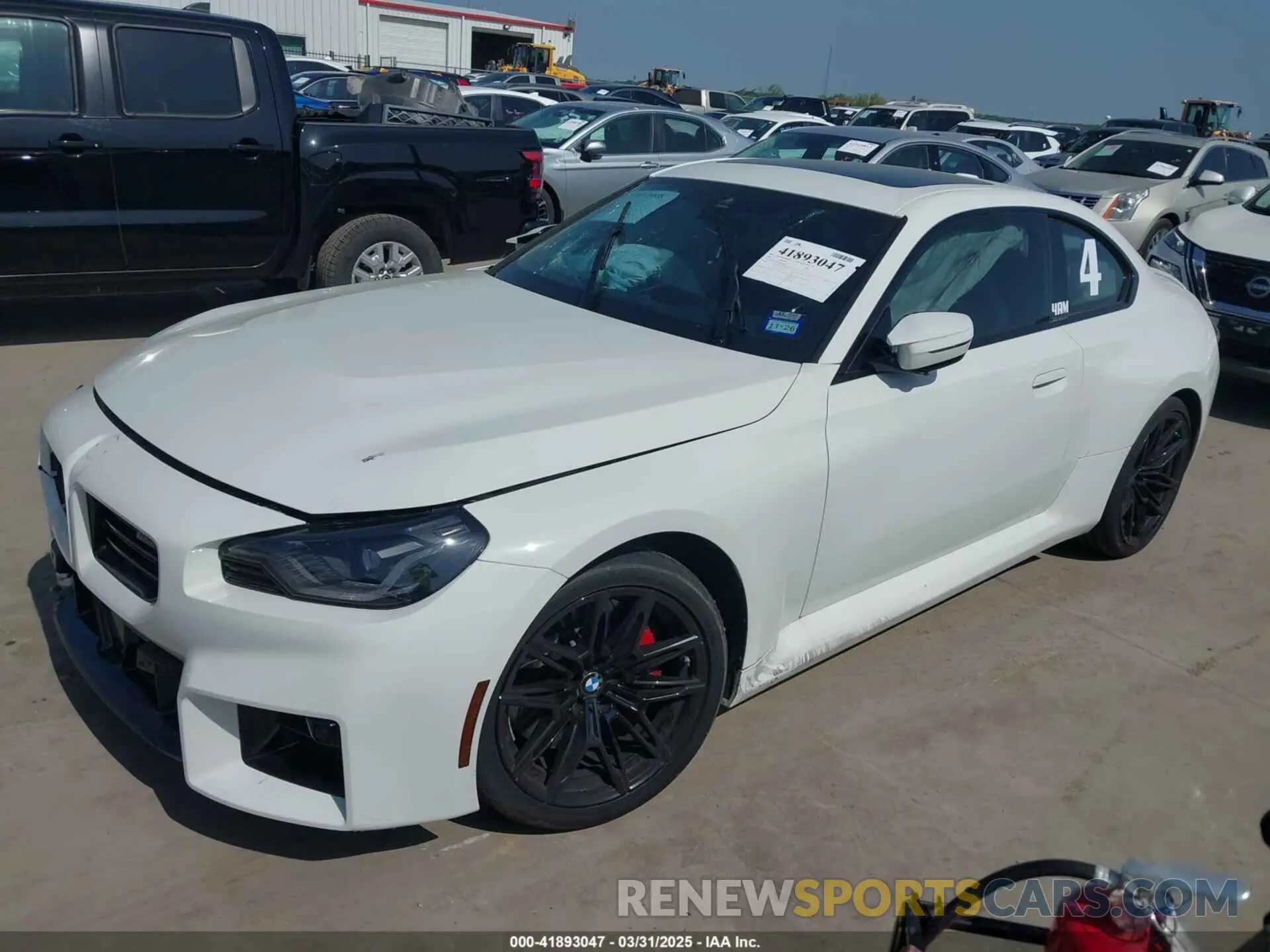 2 Photograph of a damaged car 3MF23DM07S8F12488 BMW M2 2025