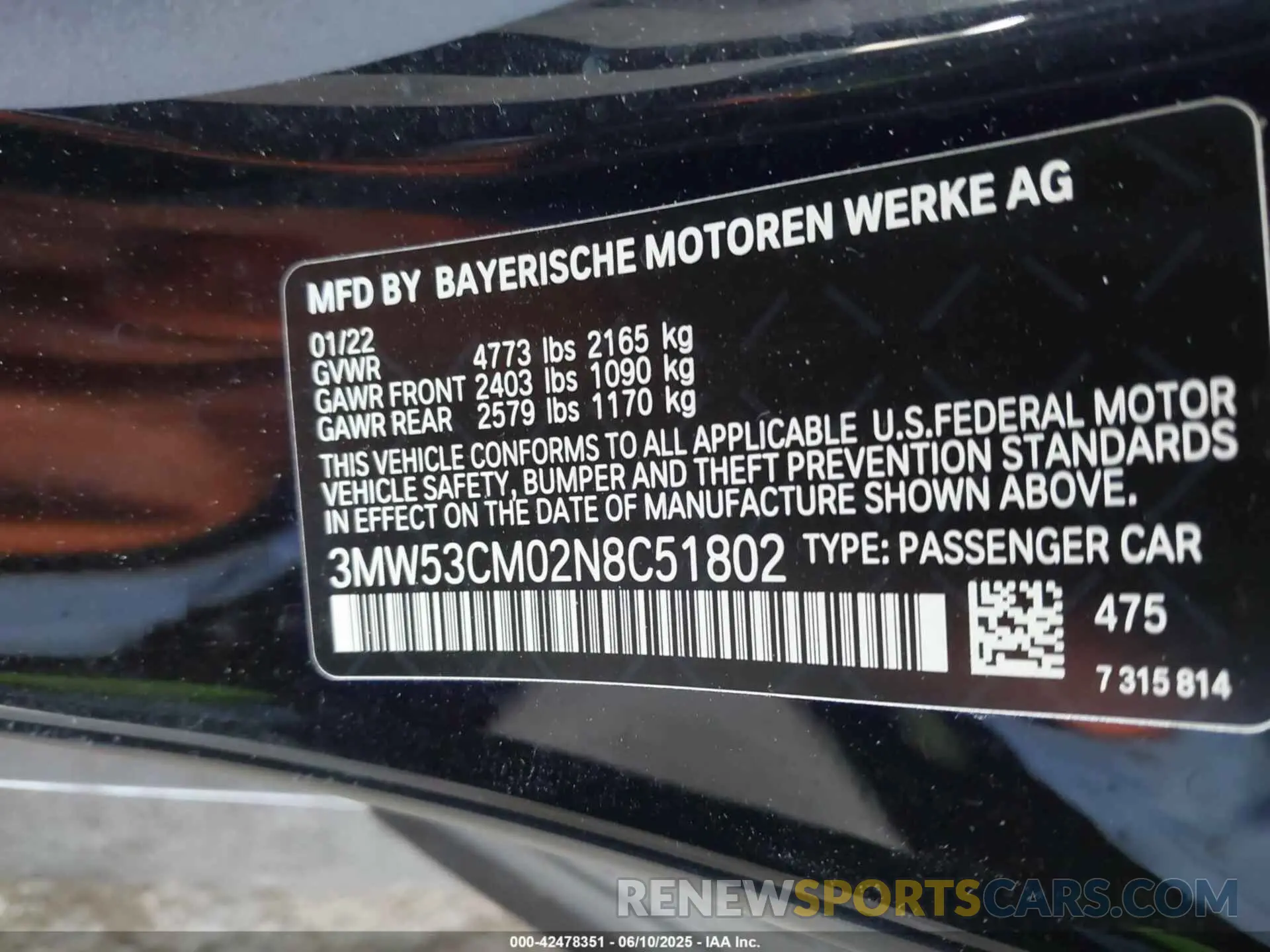 9 Photograph of a damaged car 3MW53CM02N8C51802 BMW M240 2022