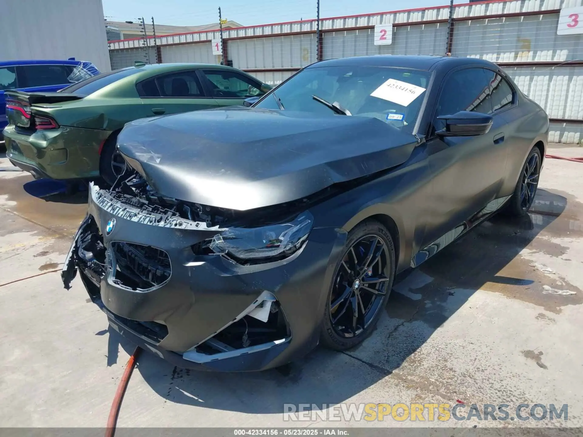 2 Photograph of a damaged car 3MW53CM05N8C49462 BMW M240 2022