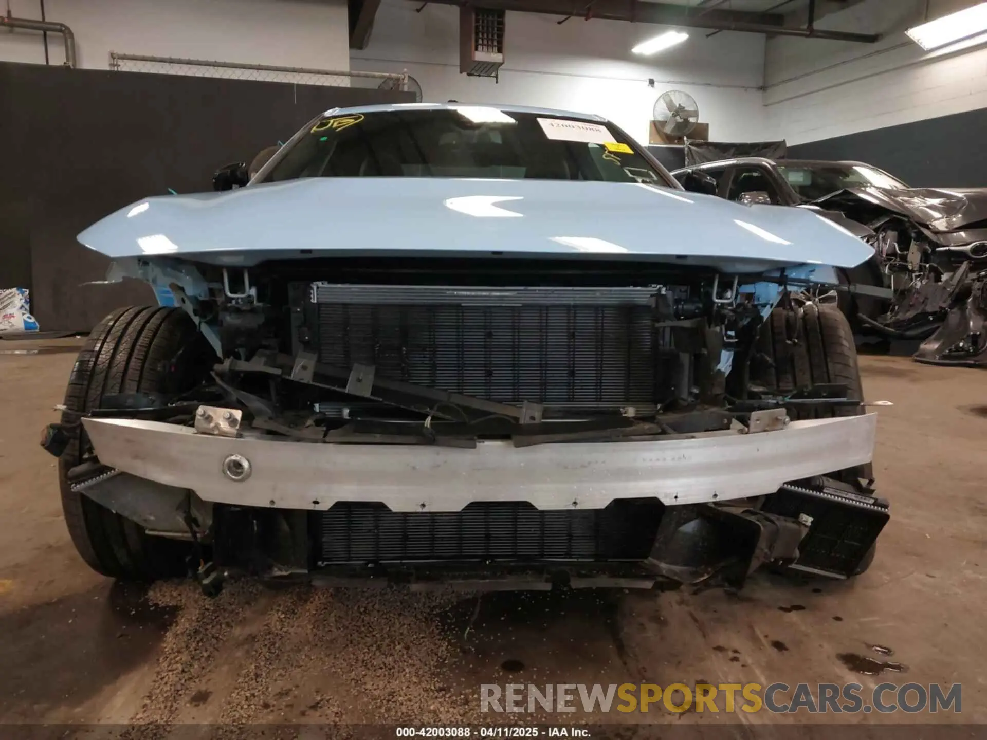 6 Photograph of a damaged car 3MW53CM06S8F07175 BMW M240 2025