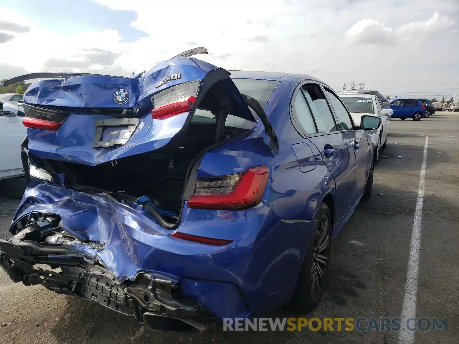 4 Photograph of a damaged car WBA5U7C08LA232386 BMW M3 2020