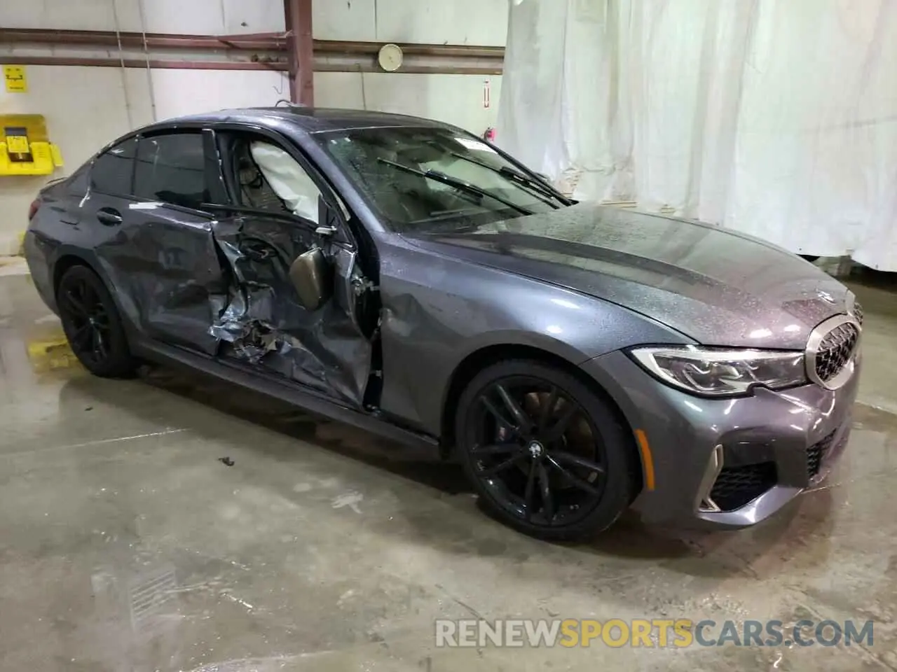 4 Photograph of a damaged car WBA5U9C00LA380270 BMW M3 2020