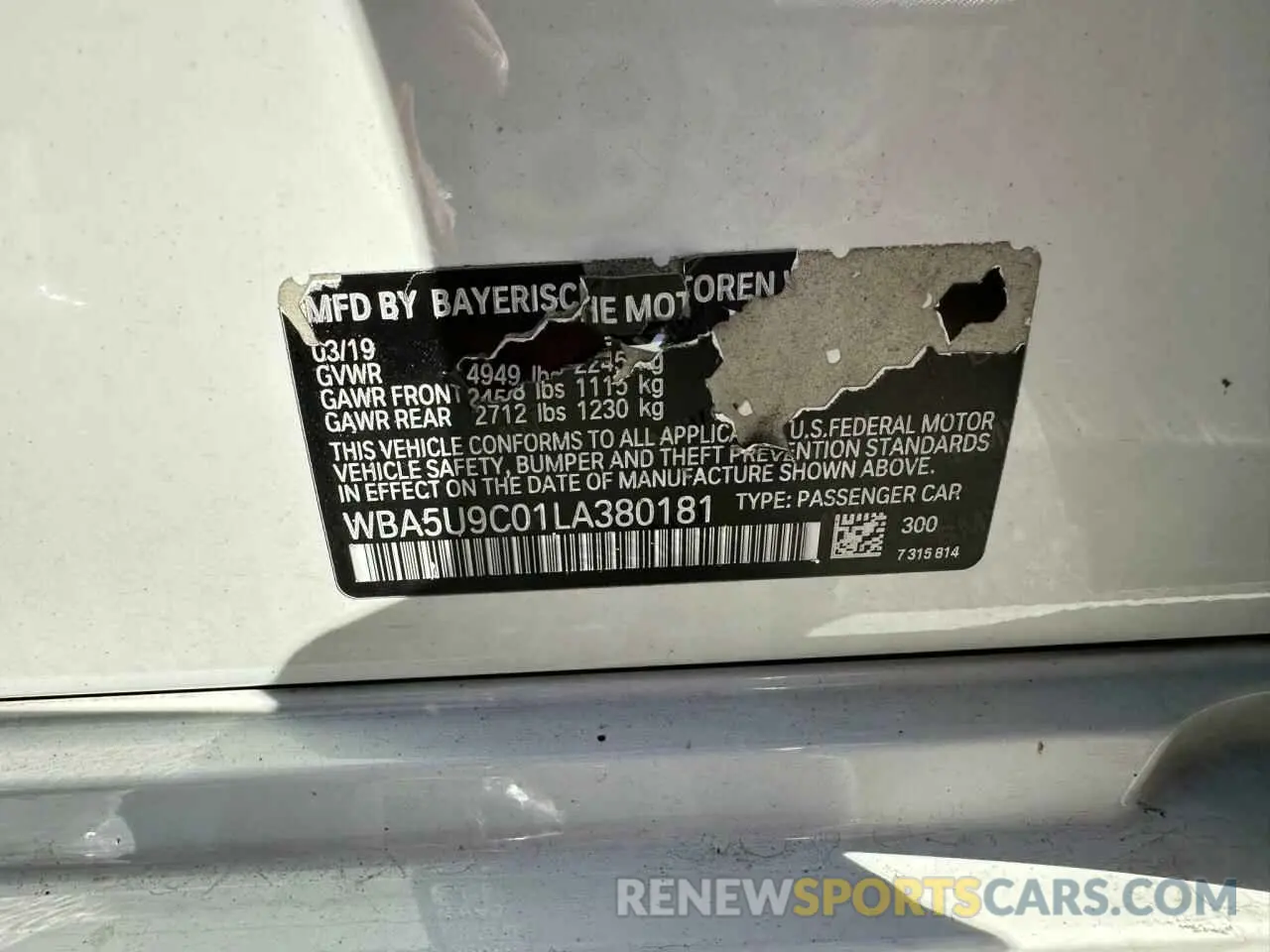 10 Photograph of a damaged car WBA5U9C01LA380181 BMW M3 2020