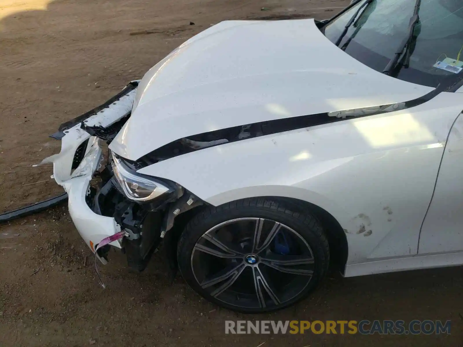 9 Photograph of a damaged car WBA5U9C01LFH15039 BMW M3 2020