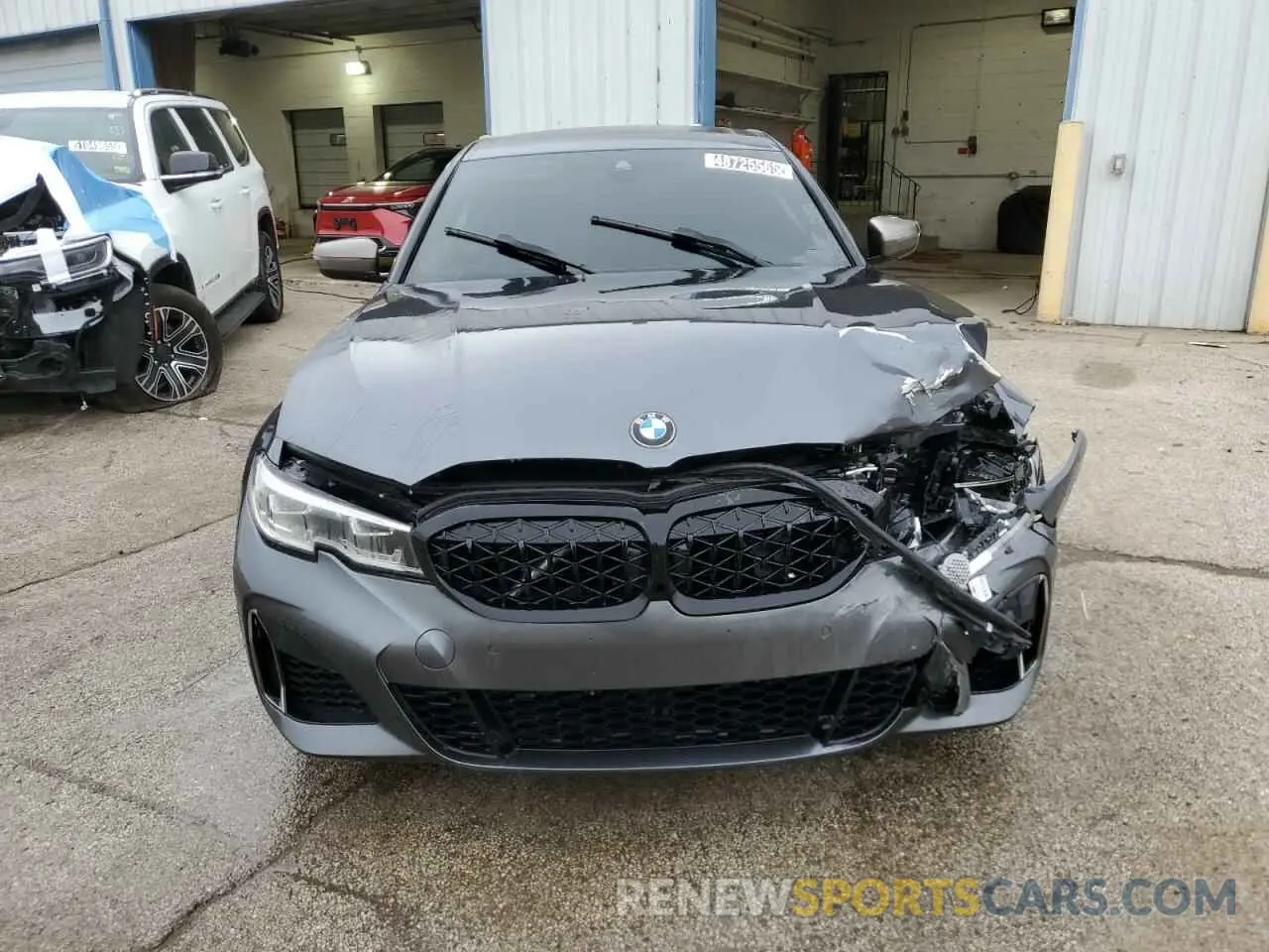 5 Photograph of a damaged car WBA5U9C01LFJ35013 BMW M3 2020
