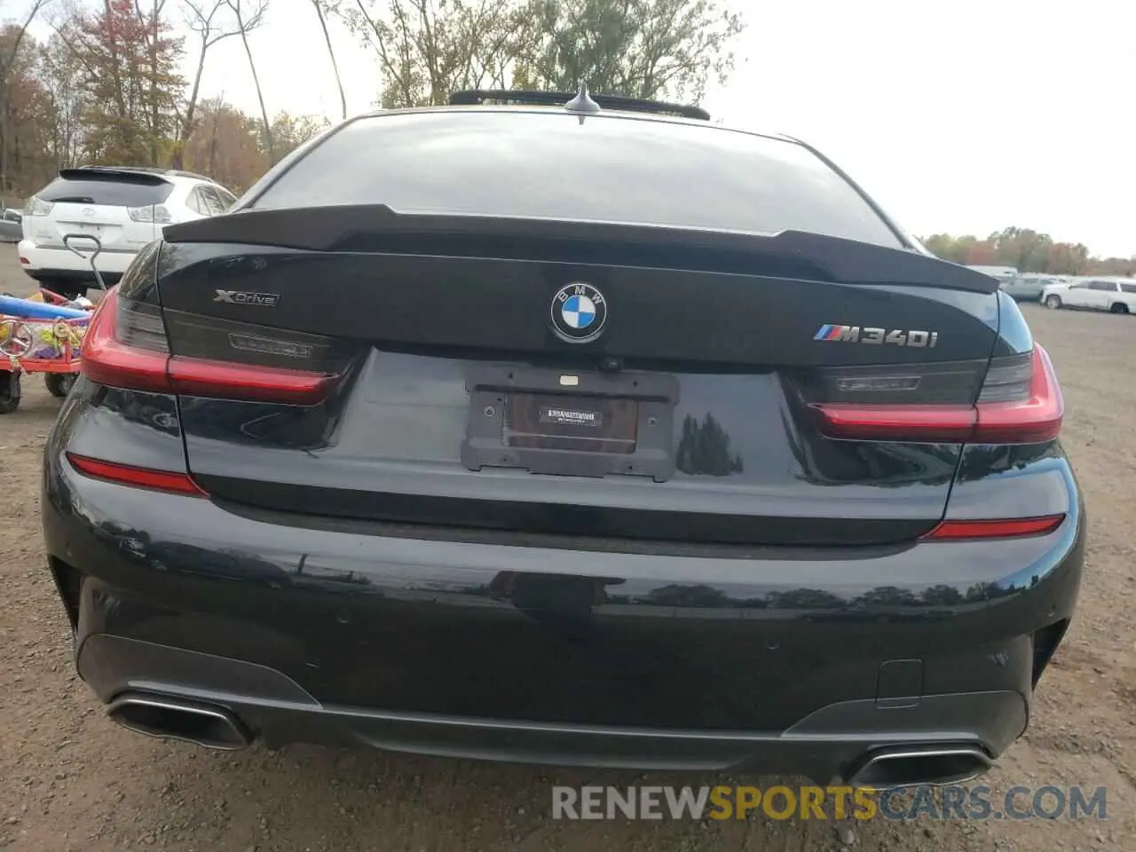 6 Photograph of a damaged car WBA5U9C08LFH59510 BMW M3 2020