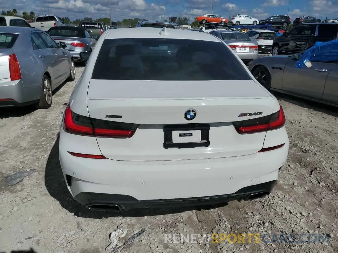 6 Photograph of a damaged car WBA5U9C0XLFJ24009 BMW M3 2020