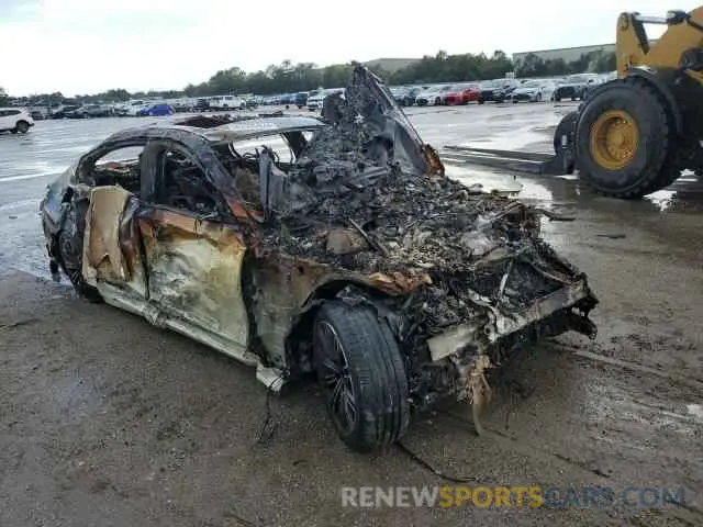 4 Photograph of a damaged car 3MW5U7J00M8B55559 BMW M3 2021