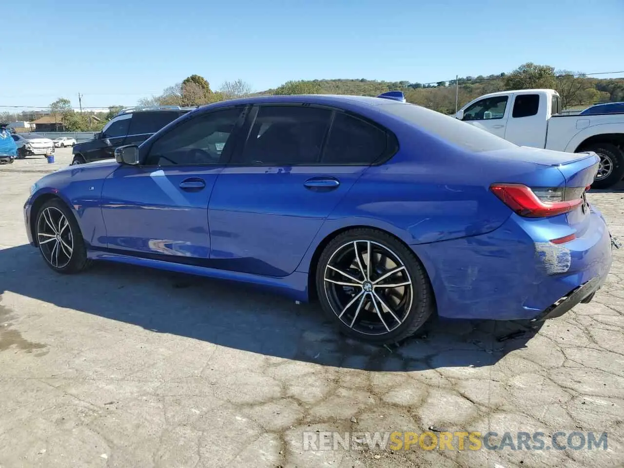 2 Photograph of a damaged car 3MW5U7J00M8B67131 BMW M3 2021