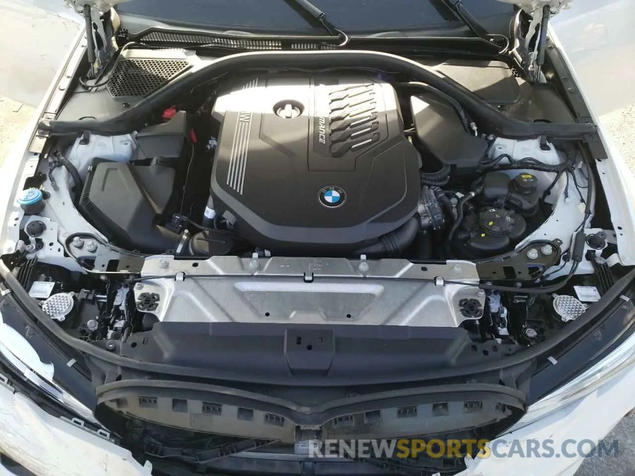 7 Photograph of a damaged car 3MW5U7J09M8B55737 BMW M3 2021