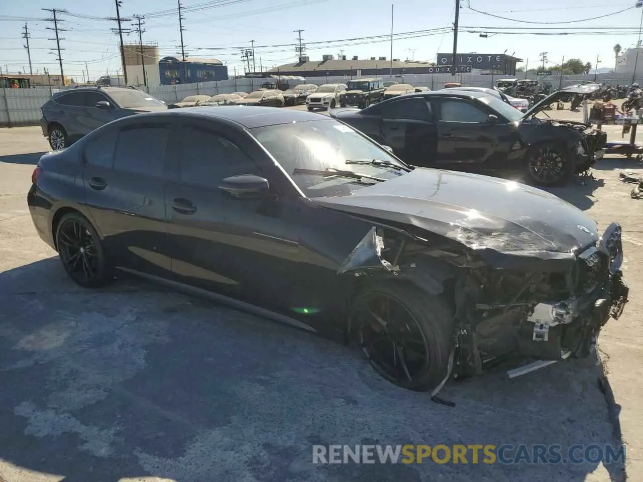4 Photograph of a damaged car 3MW5U7J0XM8B60512 BMW M3 2021