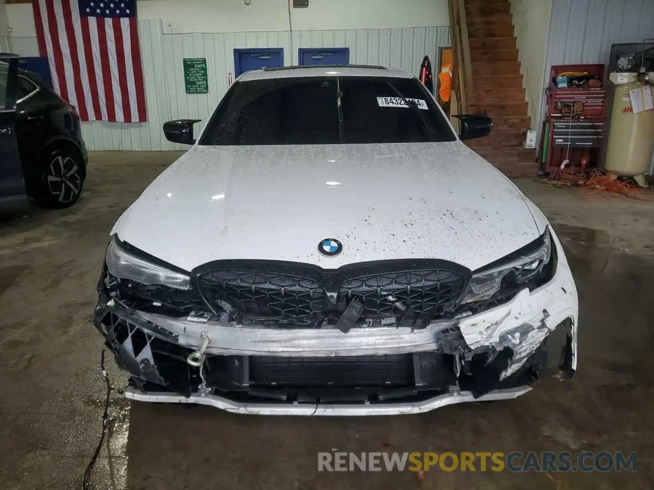 5 Photograph of a damaged car 3MW5U9J02M8B60533 BMW M3 2021