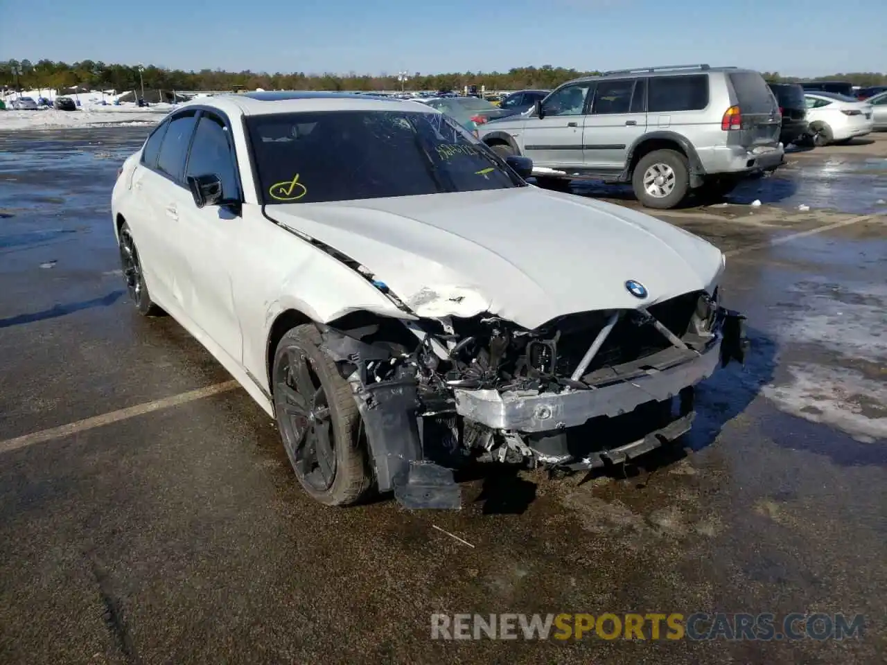 1 Photograph of a damaged car 3MW5U9J02M8C01226 BMW M3 2021