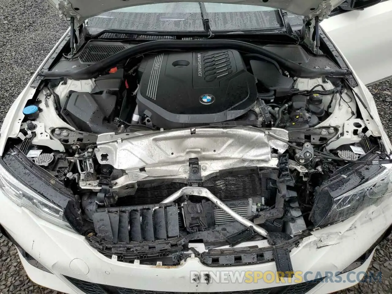 11 Photograph of a damaged car 3MW5U9J05M8B57321 BMW M3 2021