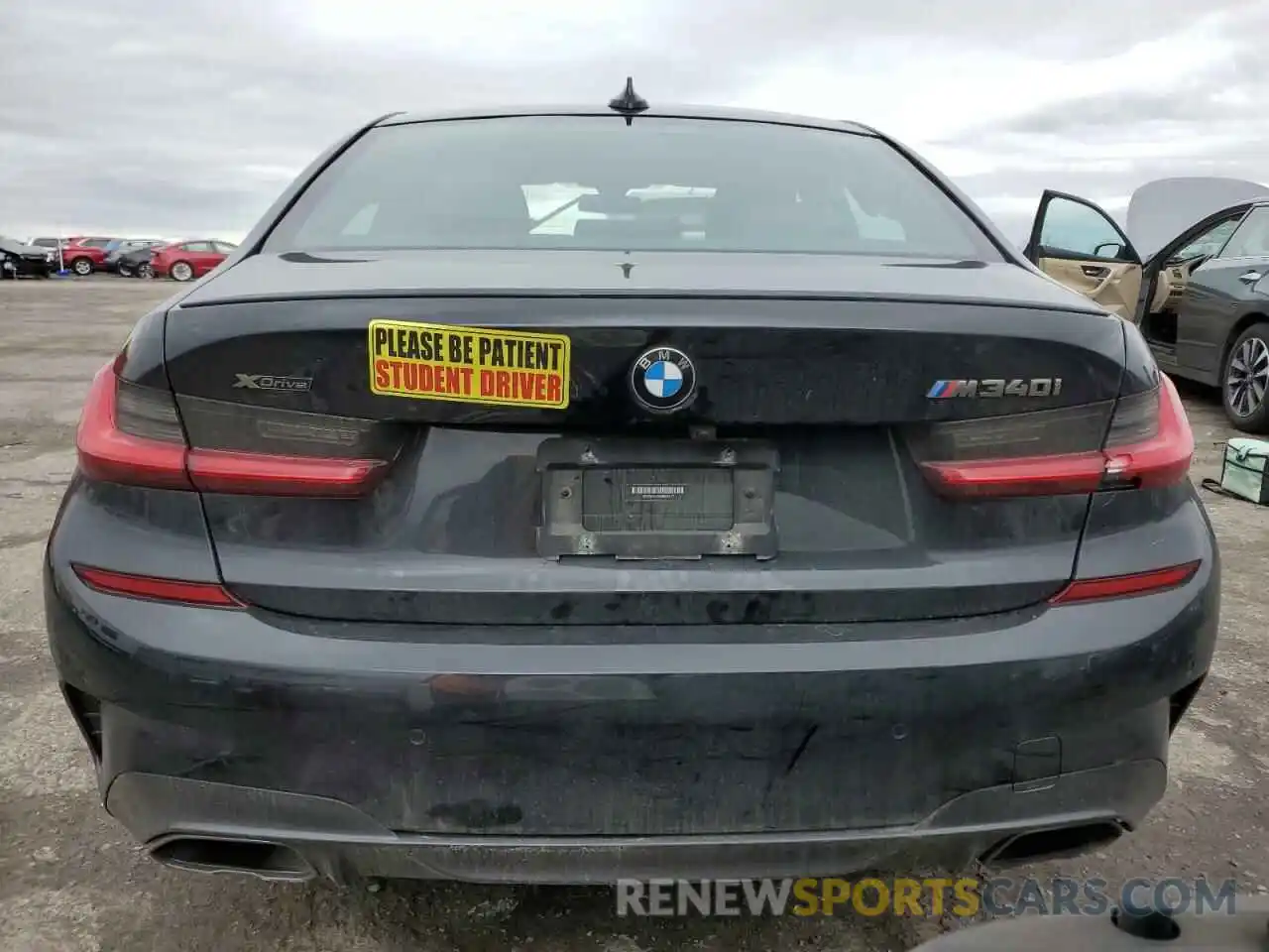 6 Photograph of a damaged car 3MW5U9J06M8B58171 BMW M3 2021