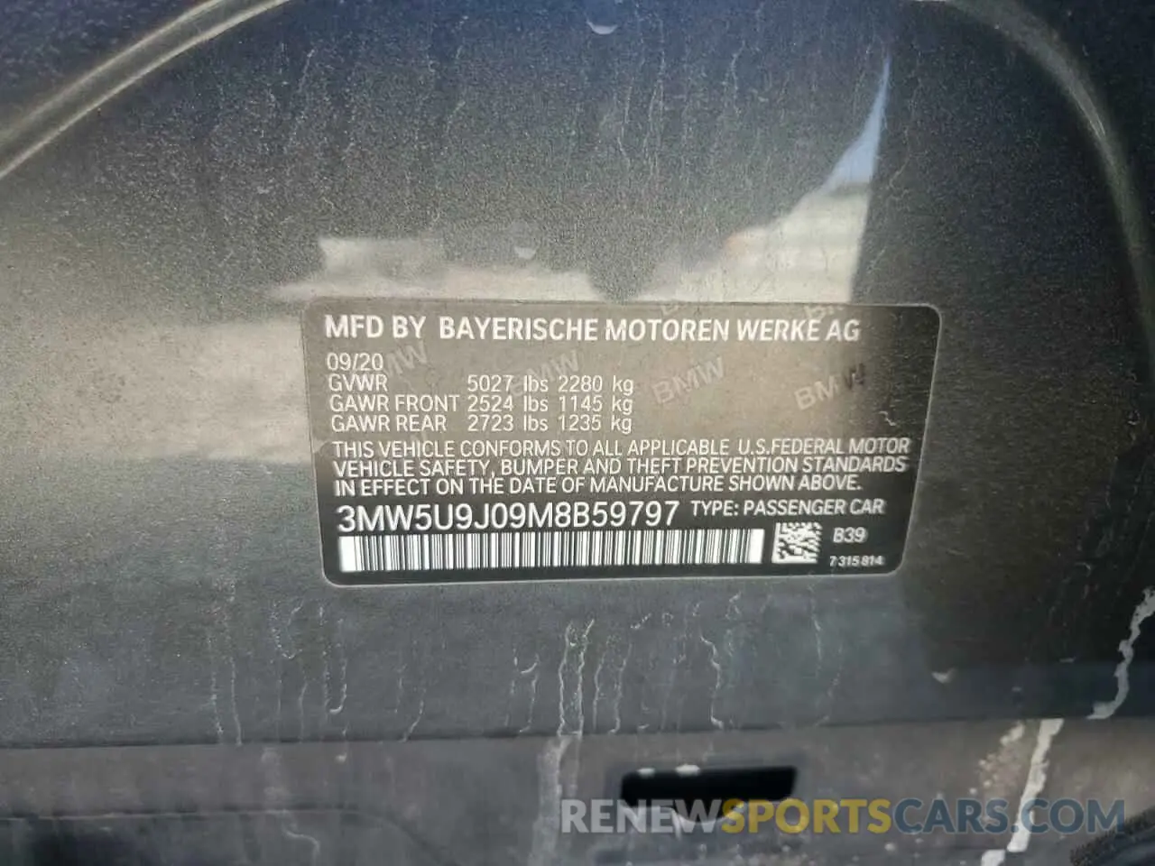 13 Photograph of a damaged car 3MW5U9J09M8B59797 BMW M3 2021