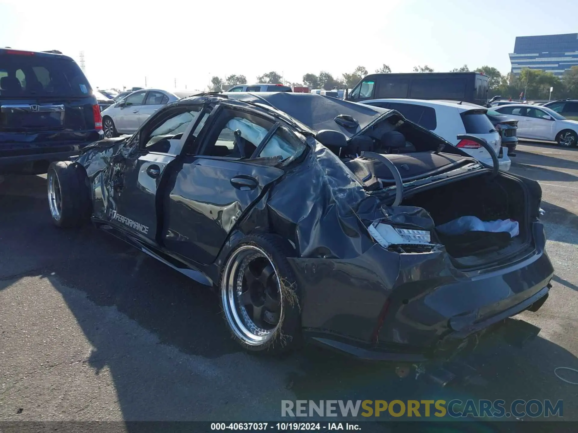 3 Photograph of a damaged car WBS33AY00MFL30148 BMW M3 2021
