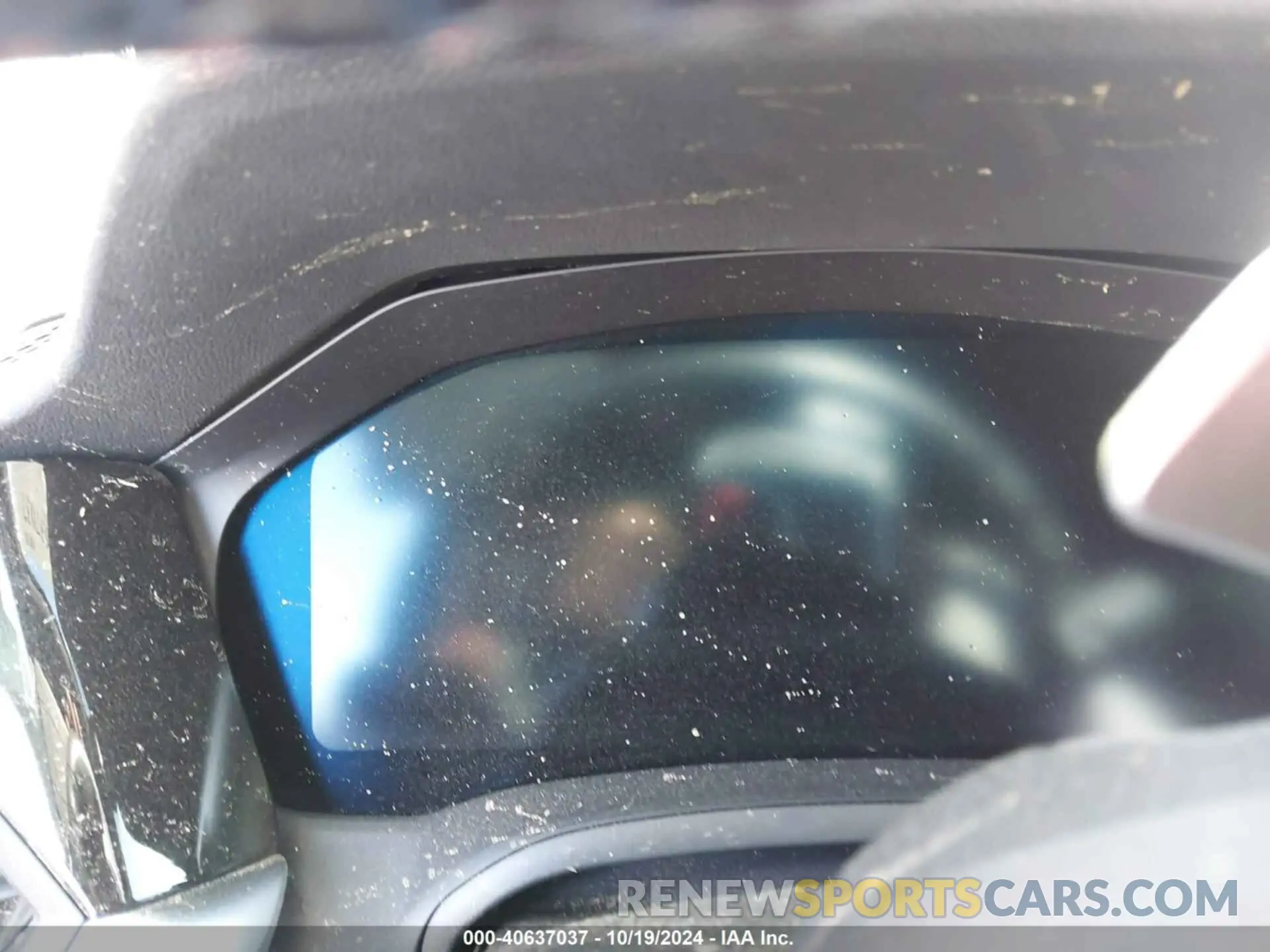 7 Photograph of a damaged car WBS33AY00MFL30148 BMW M3 2021