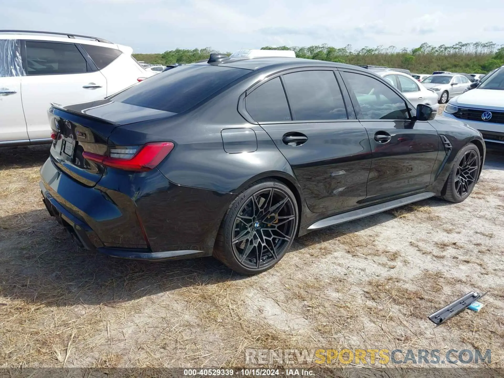 4 Photograph of a damaged car WBS33AY02MFK49362 BMW M3 2021