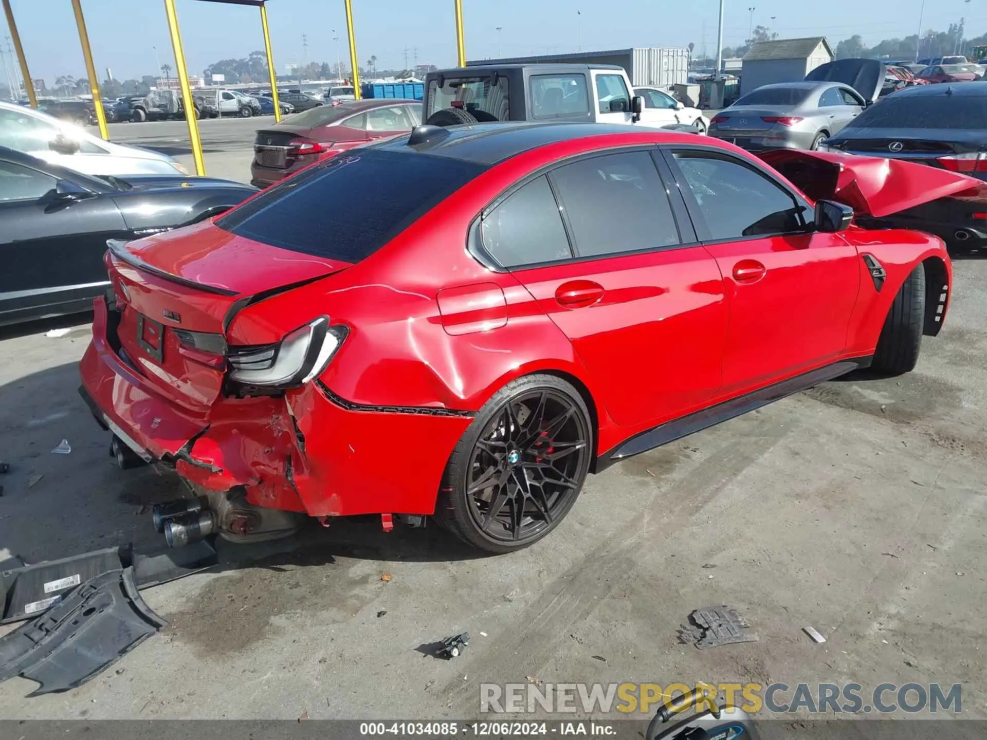 4 Photograph of a damaged car WBS33AY02MFL21564 BMW M3 2021