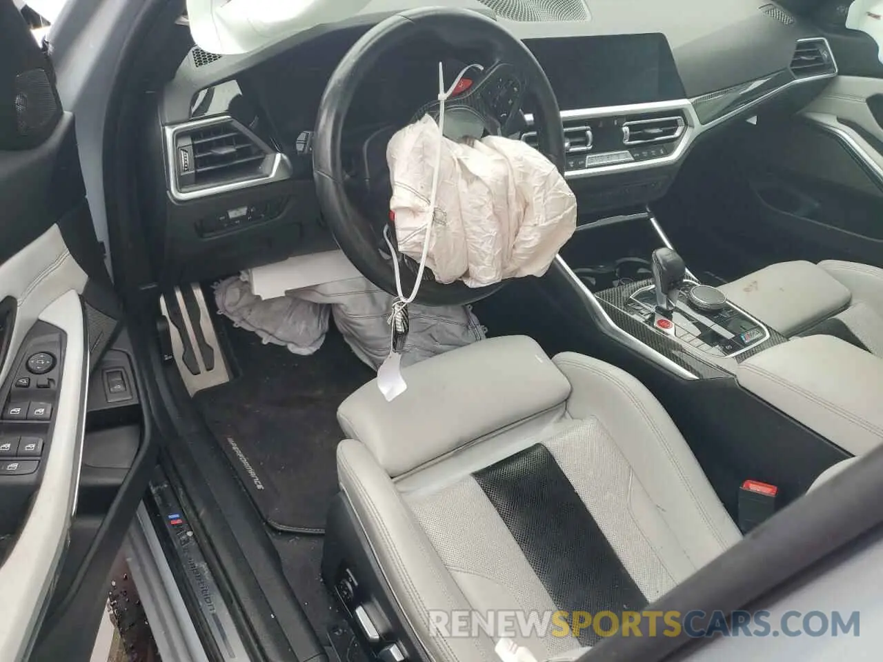 8 Photograph of a damaged car WBS33AY04MFL24711 BMW M3 2021
