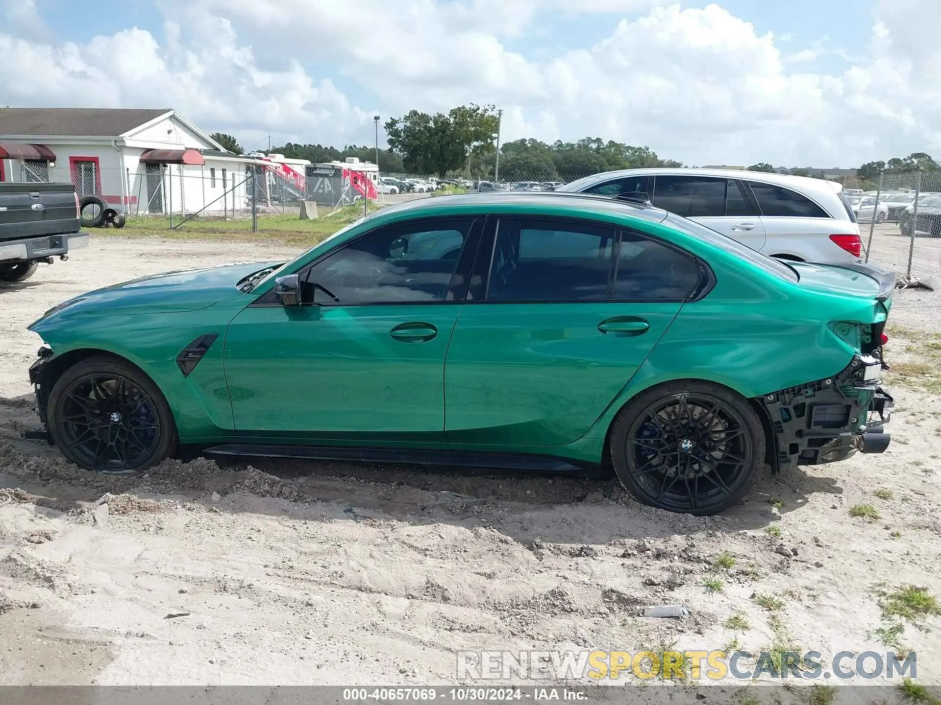 15 Photograph of a damaged car WBS33AY05MFL27102 BMW M3 2021