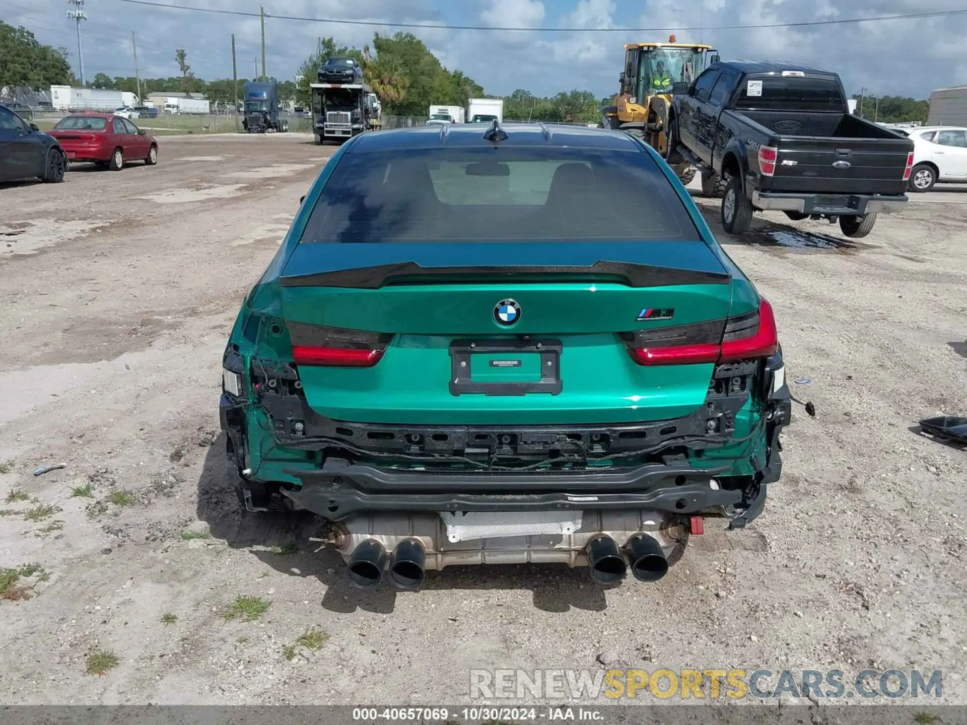 17 Photograph of a damaged car WBS33AY05MFL27102 BMW M3 2021