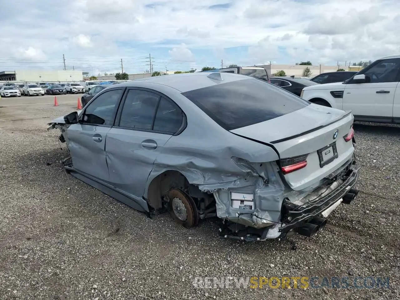 3 Photograph of a damaged car WBS33AY06MFL51389 BMW M3 2021