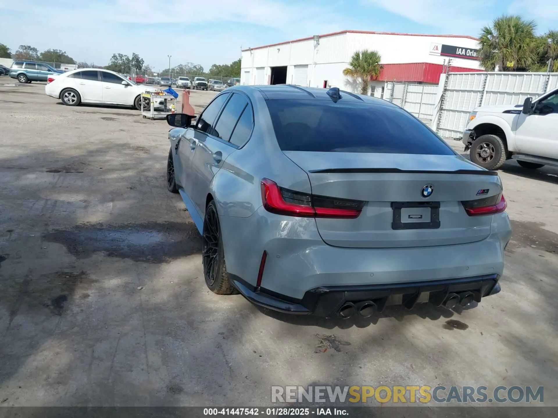 3 Photograph of a damaged car WBS33AY09MFK88160 BMW M3 2021