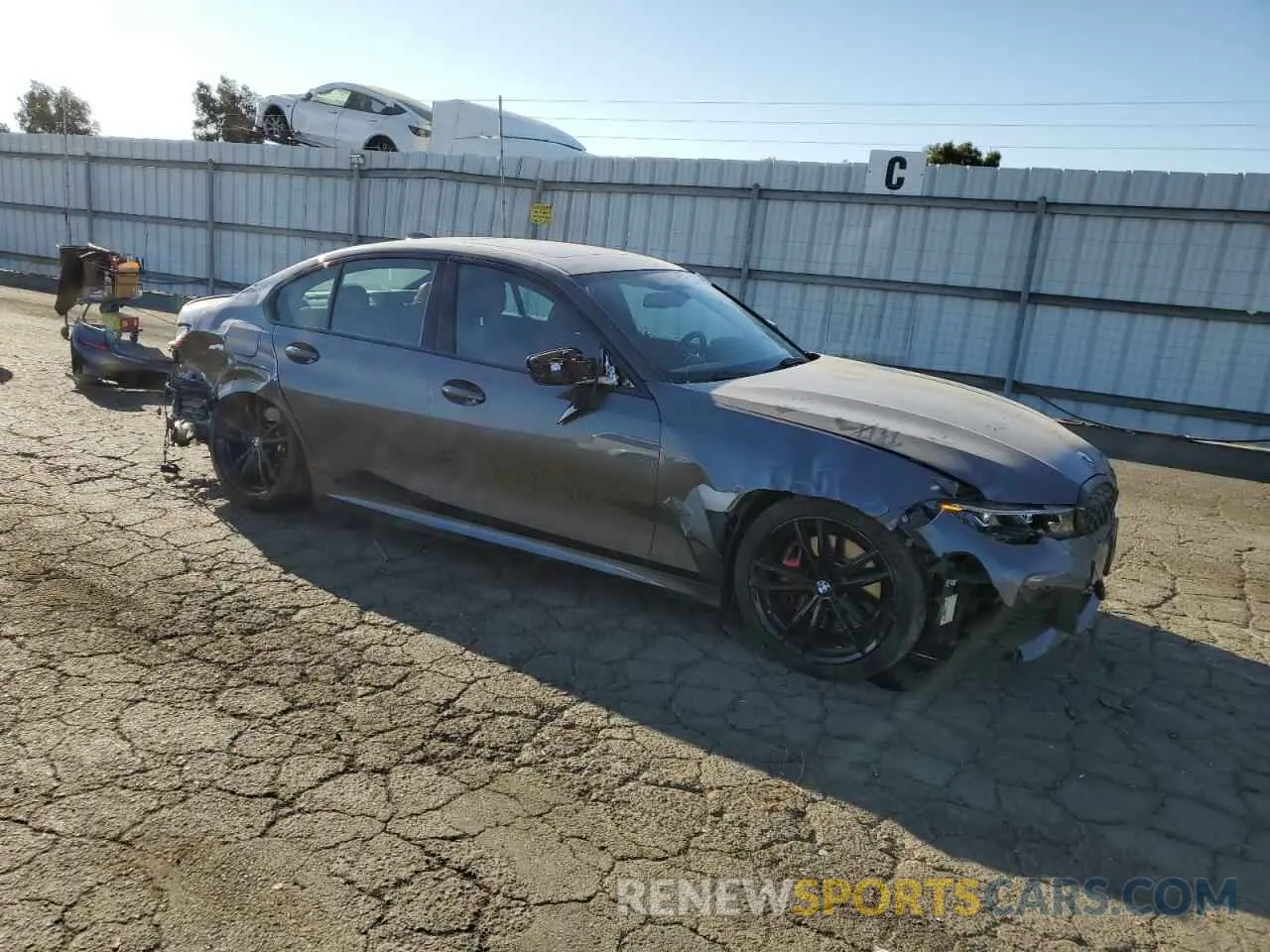 4 Photograph of a damaged car 3MW5U7J00N8C57770 BMW M3 2022