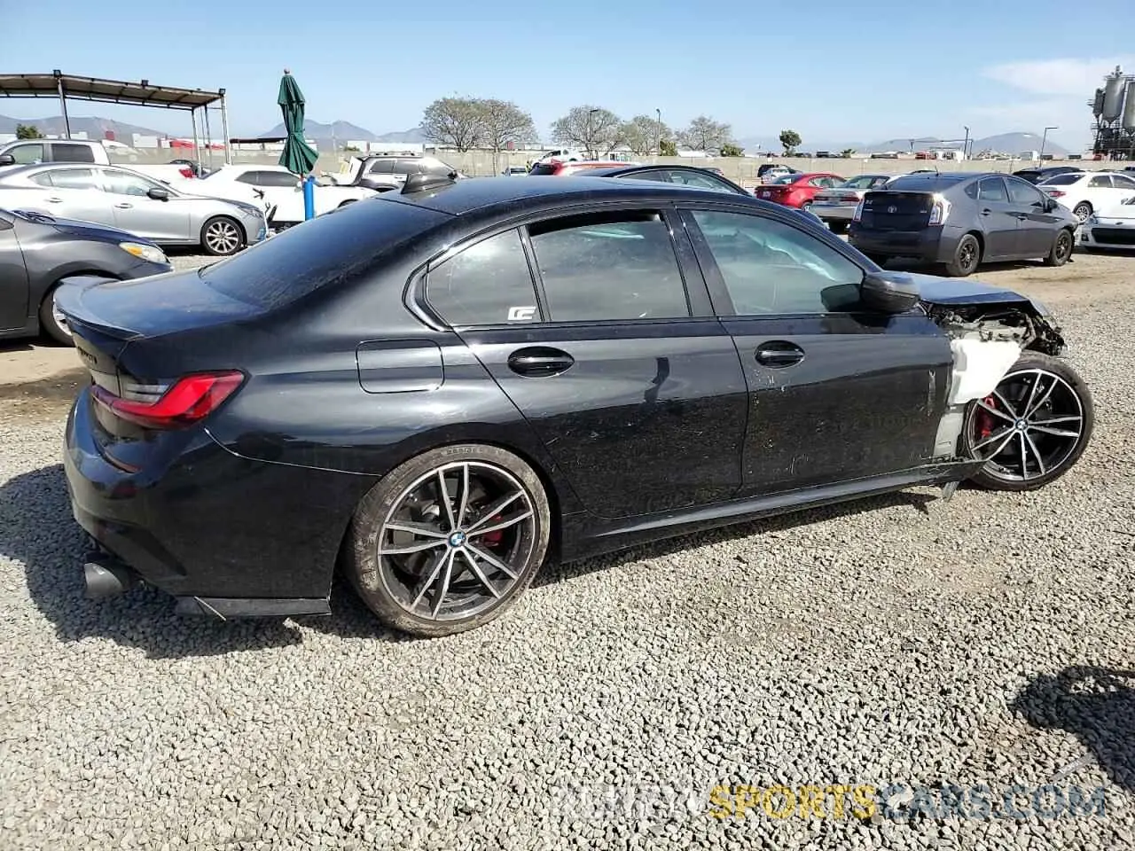 3 Photograph of a damaged car 3MW5U7J03N8C60646 BMW M3 2022