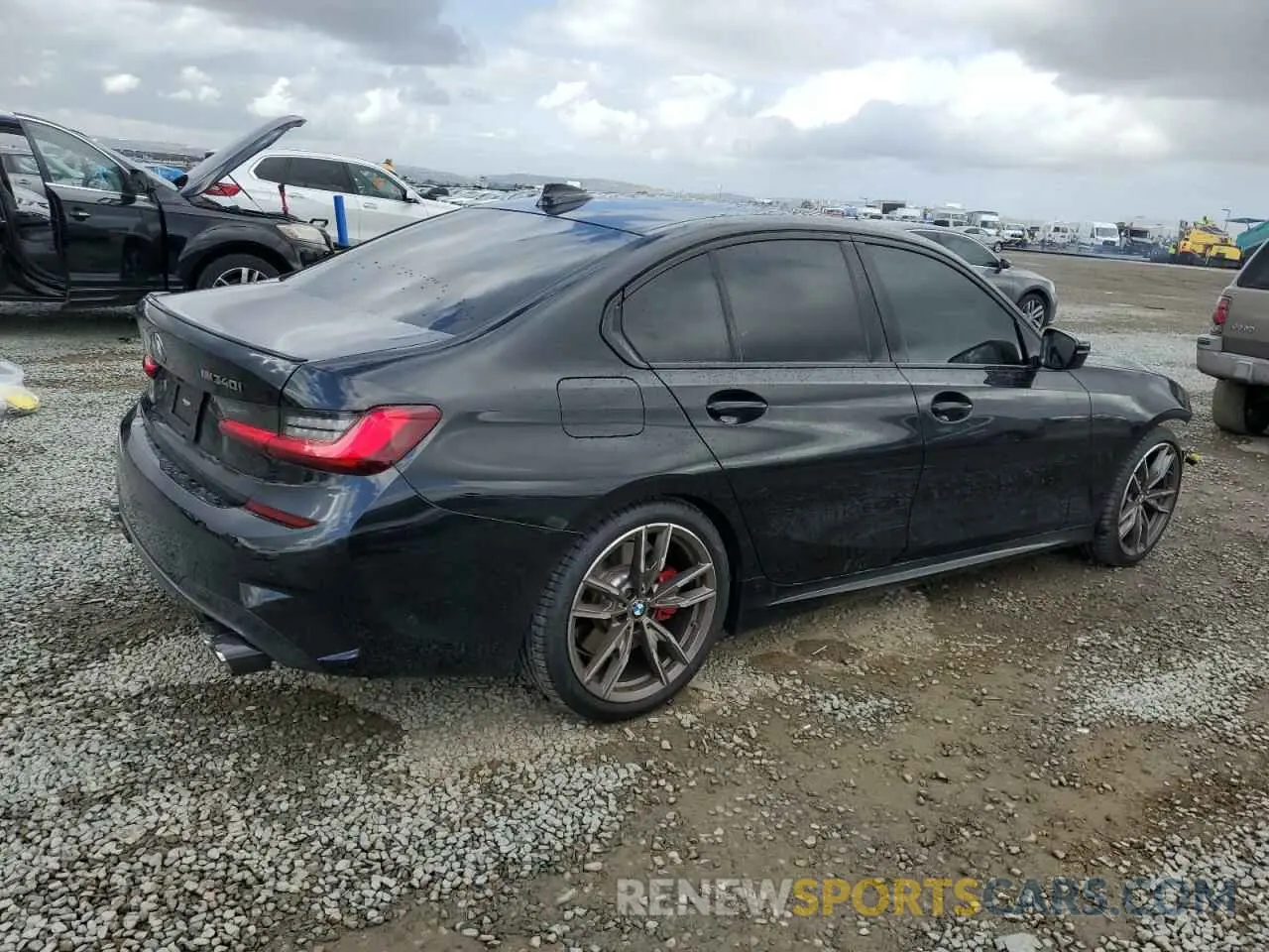3 Photograph of a damaged car 3MW5U7J09N8C43110 BMW M3 2022