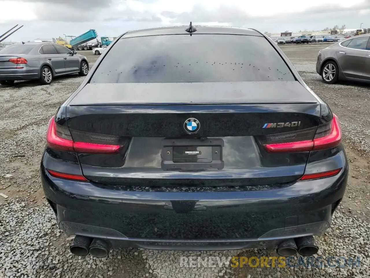 6 Photograph of a damaged car 3MW5U7J09N8C43110 BMW M3 2022