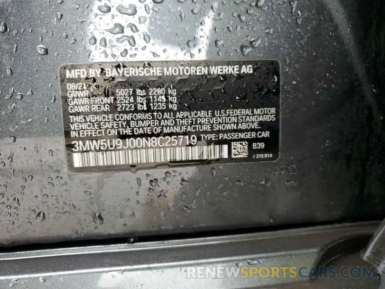 12 Photograph of a damaged car 3MW5U9J00N8C25719 BMW M3 2022
