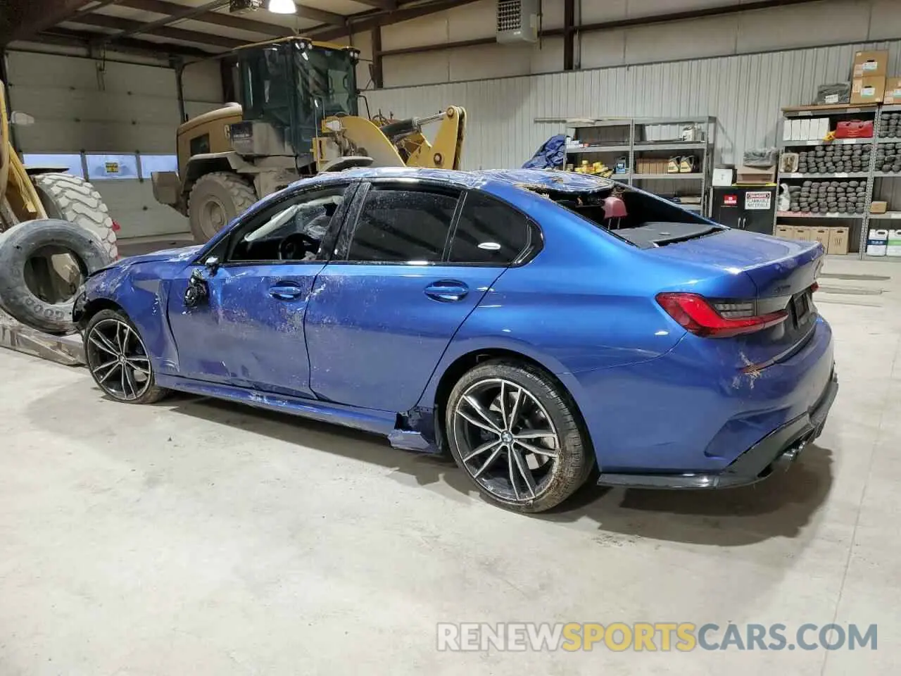 2 Photograph of a damaged car 3MW5U9J03N8C42806 BMW M3 2022