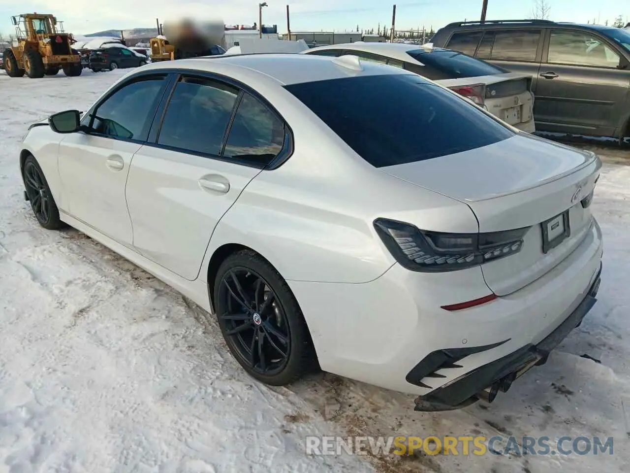 2 Photograph of a damaged car 3MW5U9J04N8C68556 BMW M3 2022