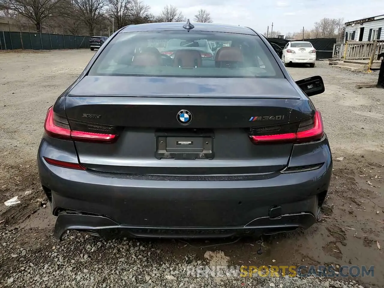 6 Photograph of a damaged car 3MW5U9J06N8C67957 BMW M3 2022