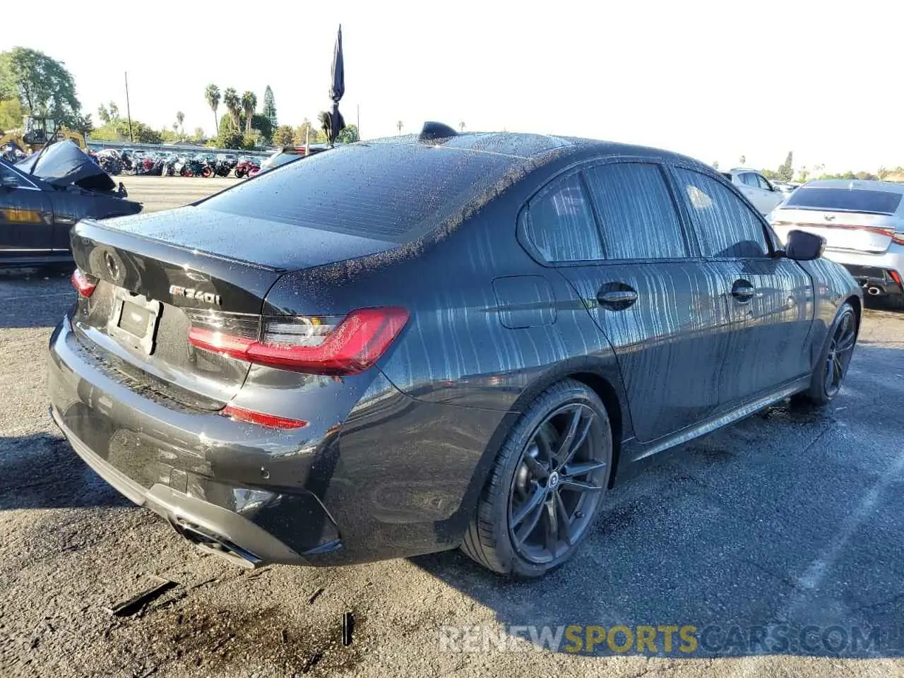 4 Photograph of a damaged car WBA5U7C0XNFM73498 BMW M3 2022