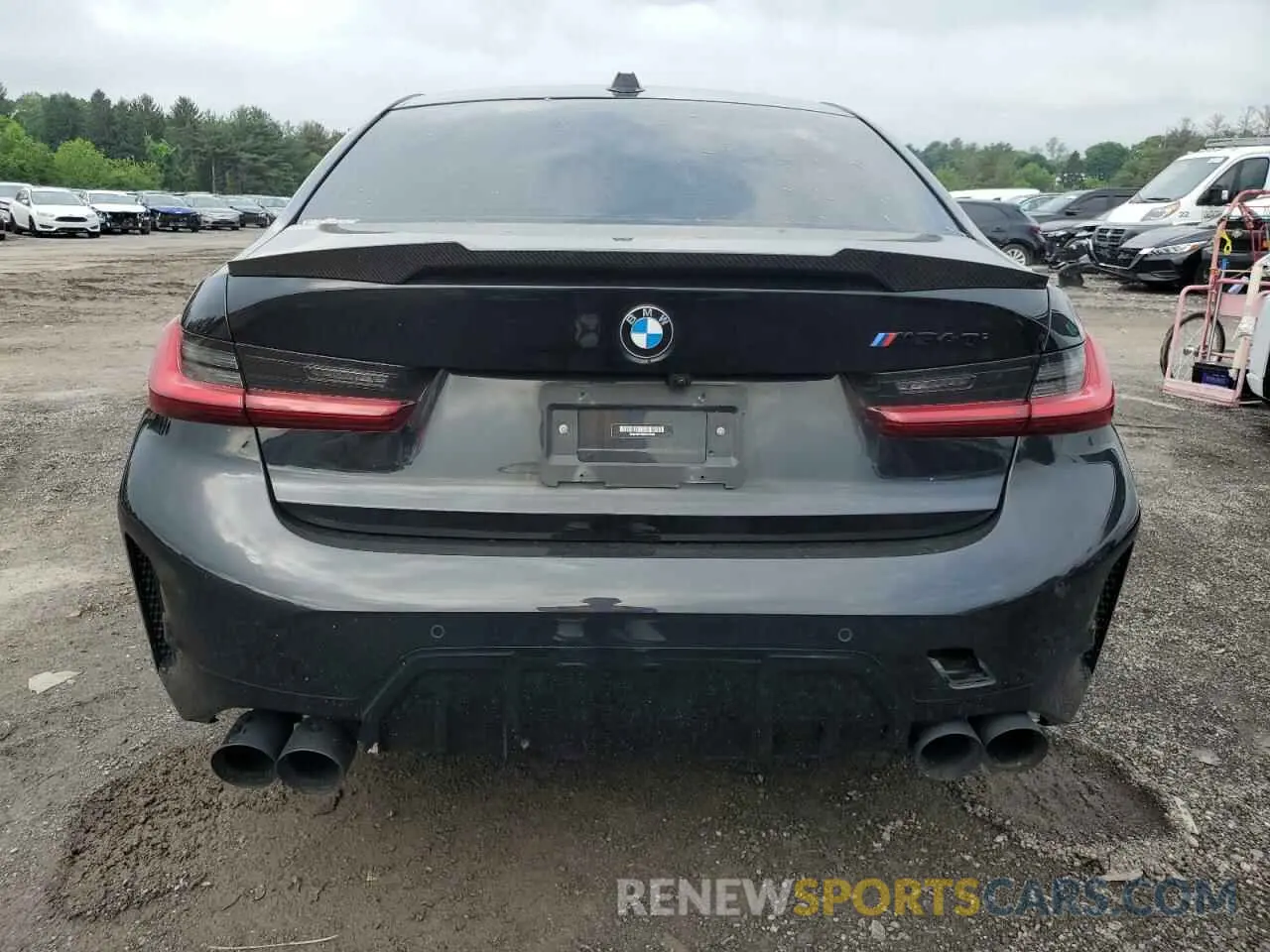 6 Photograph of a damaged car 3MW49FF06P8C96382 BMW M3 2023